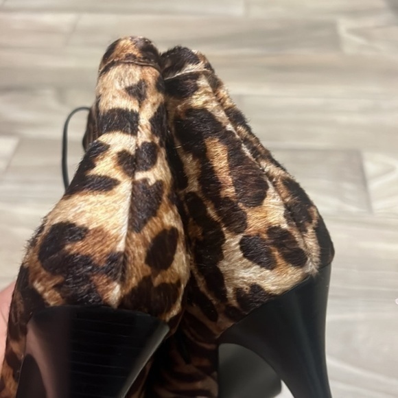Steve Madden Leopard Print Ankle Boots - Picture 13 of 14